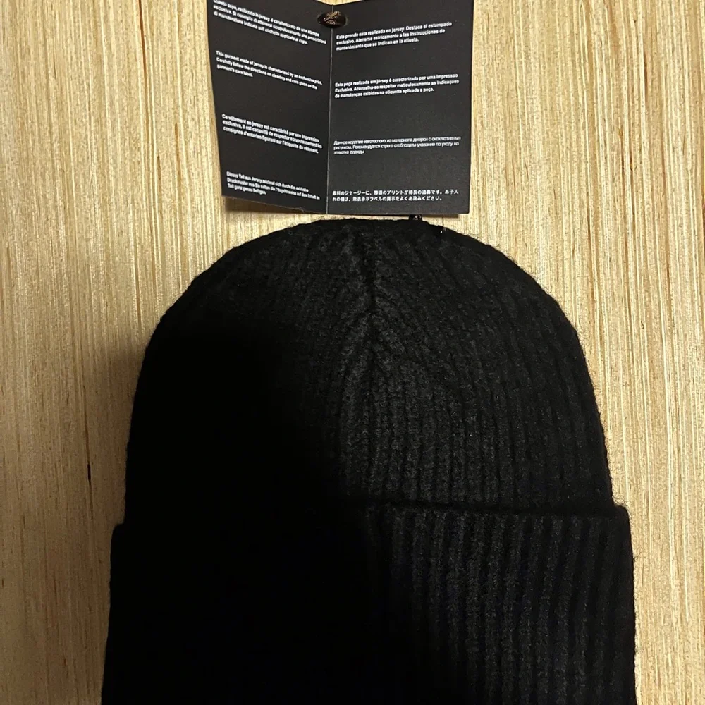 PRADA Black Ribbed Knit Beanie - Picture 3 of 3